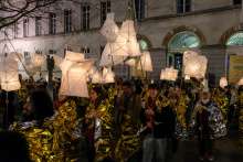 Parade aux lanternes - Journée Mondiale de Lutte contre la Pauvreté 